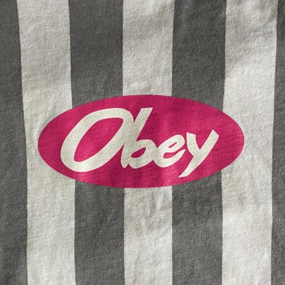 OBEY (Size S) White & Grey Striped Cropped Top - Picture 3 of 7
